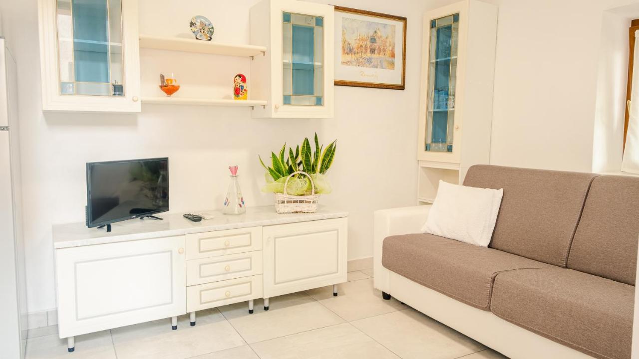 Apartamento La Casa Di Nonna Agnese - Italian Homing Padenghe sul Garda Exterior foto