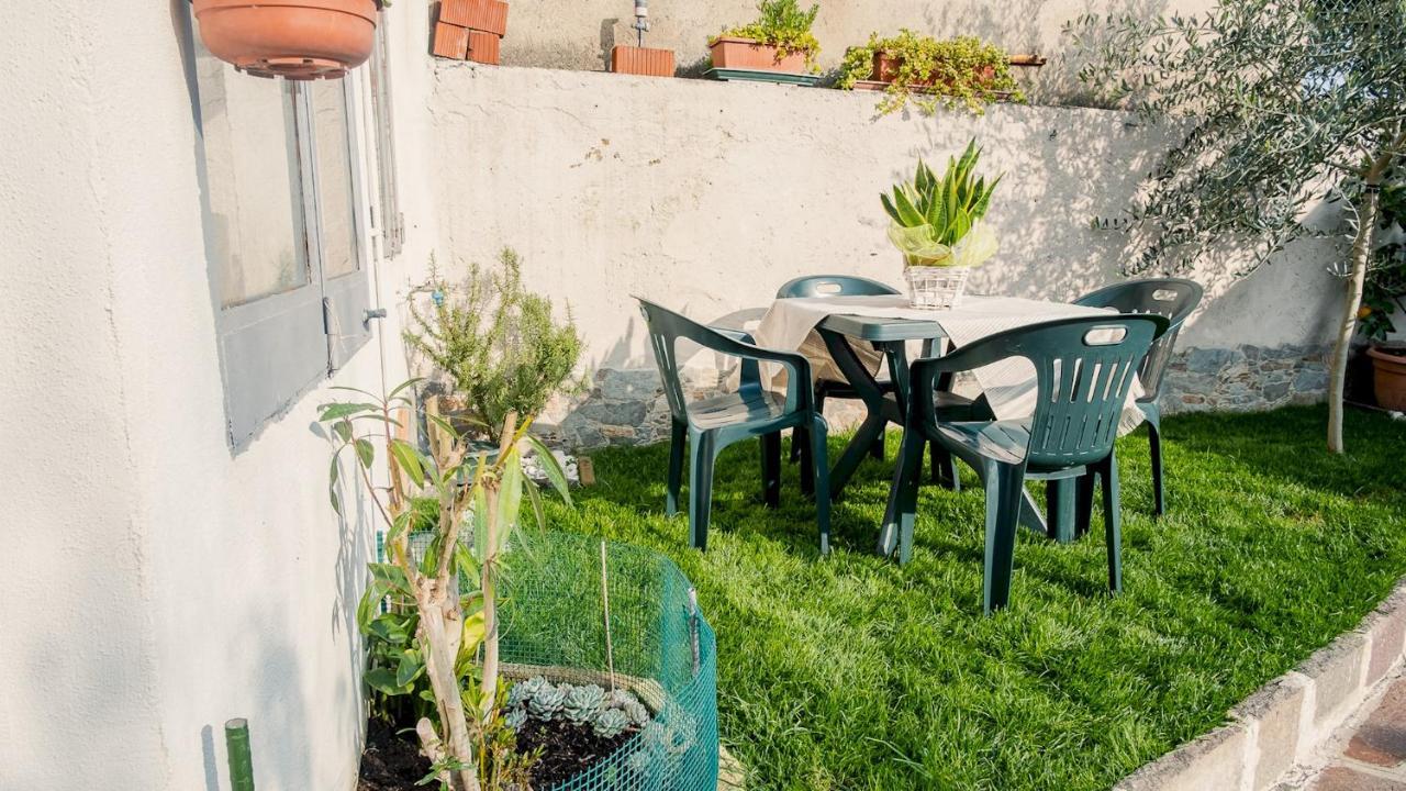Apartamento La Casa Di Nonna Agnese - Italian Homing Padenghe sul Garda Exterior foto